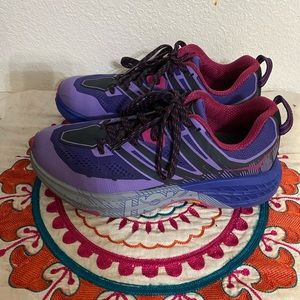 HOKA ONE ONE Speedgoat 3 Trail Running Shoe- 6